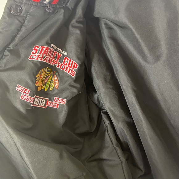 Chicago Blackhawks Varsity Jacket Stanley Cup 2013 - Picture 2 of 3